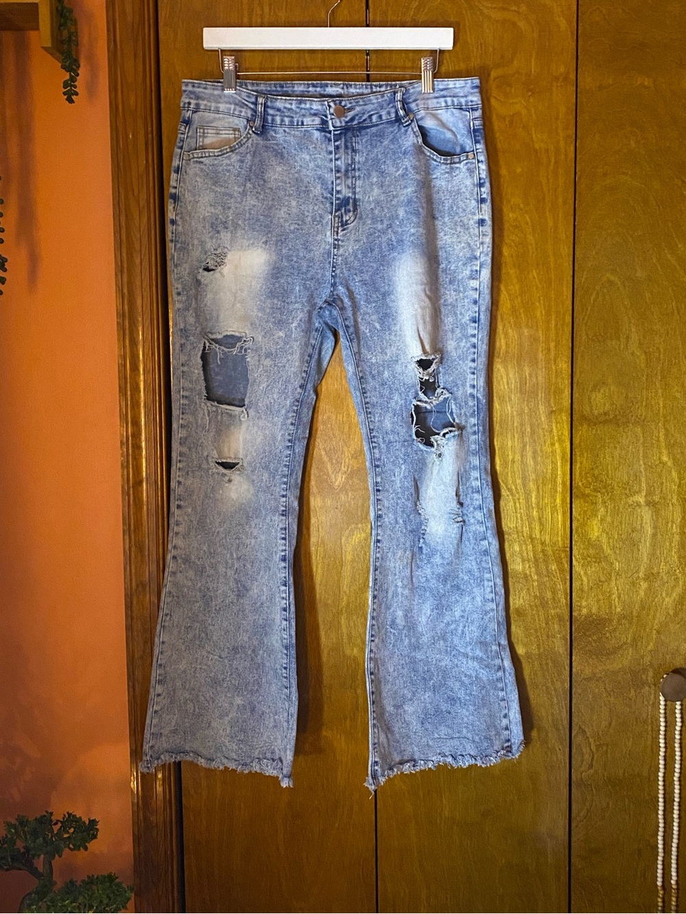 Bell bottoms - Picture 4 of 14